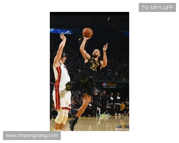 [NBA]库里复出23+6 勇士客场逆转鹈鹕.